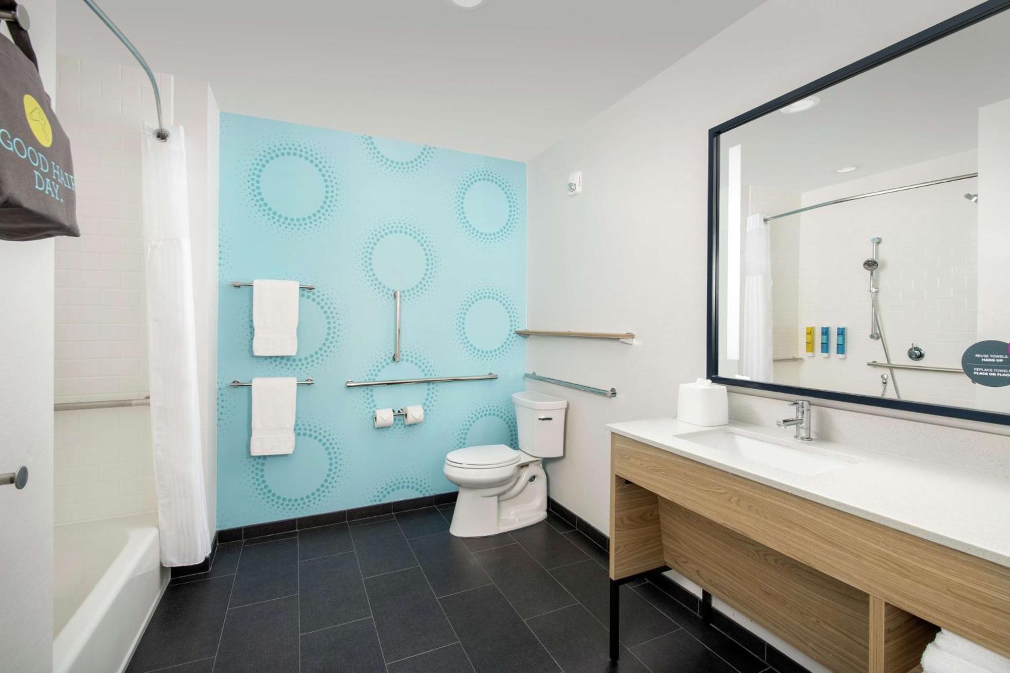 Tru By Hilton Lake City Luaran gambar